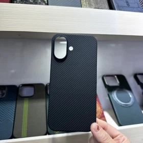 Luxury Real Carbon Fiber Hard Cover Phone Case for iPhone 16 / 16 Plus