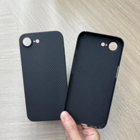 Luxury Real Carbon Fiber Hard Cover Phone Case for iPhone 16e 2025 Version