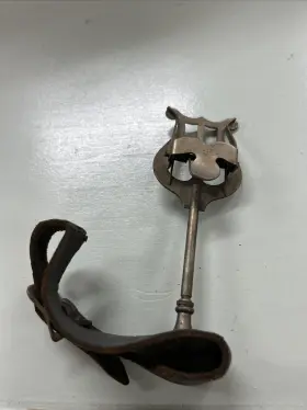 A16-HC225 ADAMS Marching Lyre Flute Trumpet Clarinet Trombone