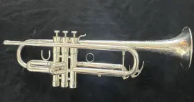 6622 B.A.C MUSICAL INSTRUMENTS Trumpet Pro Level Michael