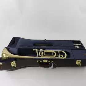 42BG BACH Stradivarius Tenor Trombone Box