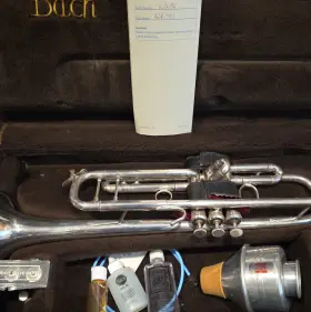 464773 BACH Stradivarius Valve Caps Extras