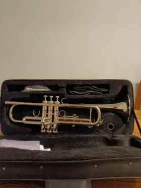TR300H2 BACH Student Trumpet #3