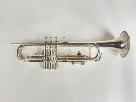 210000038875 BENGE Burbank Trumpet
