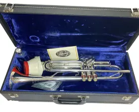 6T0661 BLESSING Plate Scholastic Trumpet Horn Hardside