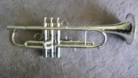 901HS BRASSPHIRE Trumpet