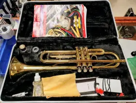 BTR-BU300 BUNDY Lacquered Student Trumpet