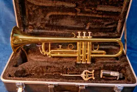 UZ-8101 BUNDY Trumpet Tr
