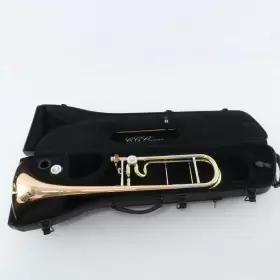88HNV C.G. CONN Ftnew Vintageft Tenor Trombone
