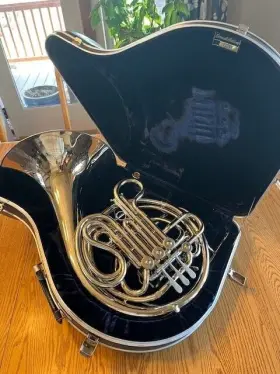 N05344 C.G. CONN Cg Elkhart Double French Horn