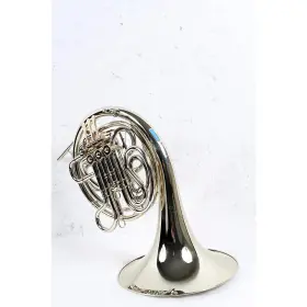 USED006032 CONN Connstellation Double Horn