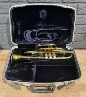 4164964 CONN Trumpet Vincent Bach Mouthpiece