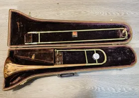 653749 CONN Coprion Tenor Slide Trombone Marching Men