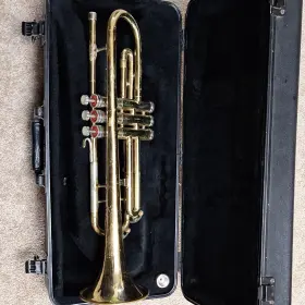 707272 CONN Bach Standard Trumpet Lacquered Mouthpiece