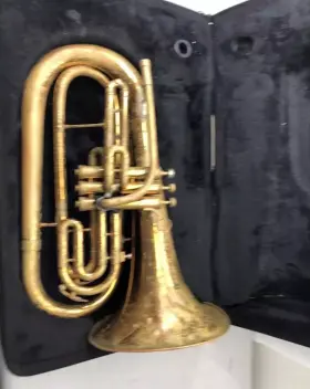 976518 CONN Marching Baritone