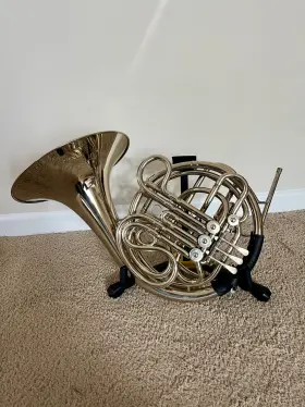 GC940151 CONN Double French Horn