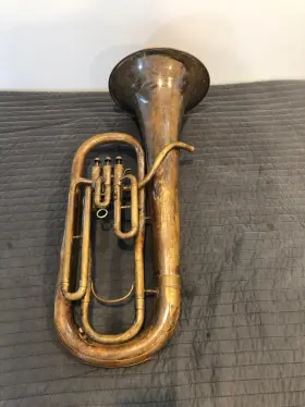 104486 ELKHART Conn Baritone Horn Playing