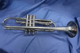 G59937 GETZEN Trumpet Select Dented #3