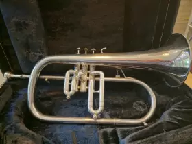 K61528 GETZEN Eterna Flugelhorn Stand #2