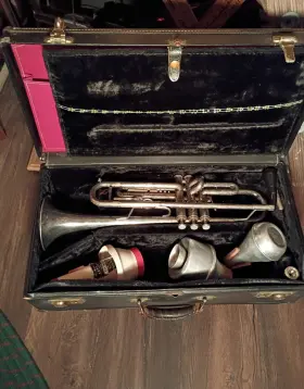 SK21907 GETZEN Eterna Ftdocft Severinsen Trumpet Extras