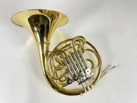 210000042138 HANS HOYER French Horn
