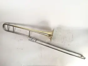 210000011658 HOLTON Tenor Trombone
