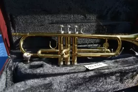 T602 HOLTON Collegiate Student Trumpet Bach Play Hlp #2