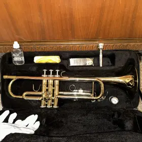 CA01730 JEAN PAUL USA Musical Trumpet Must