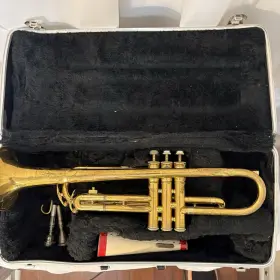 267749 KING Cleveland Trumpet