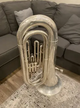 1140W KING Valve Tuba