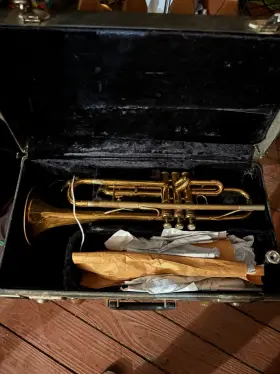 912985 KING Cleveland Trumpet Finish Student Level