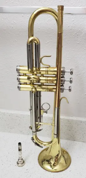 T201Y KING International Trumpet