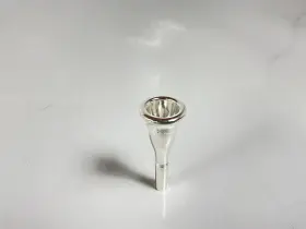 210000039508 LASKEY French Horn