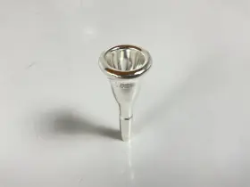 210000039514 LASKEY French Horn