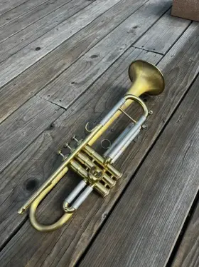 724209 MARTIN Galaxy Trumpet Scratched Felts Corks