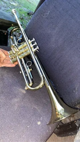 560828 OLDS Pearl Key Trumpet