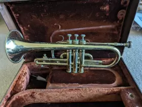 731532 OLDS Ambasaddor Cornet