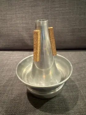 30TCUP TOM CROWN Piccolo Trumpet Cup Mute