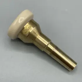 665-BC WEDGE Cornet Mouthpiece British Hybrid Rim Cup Shank