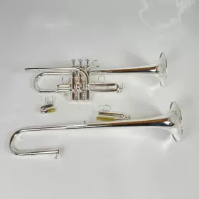 210000033937 YAMAHA Eb Trumpet